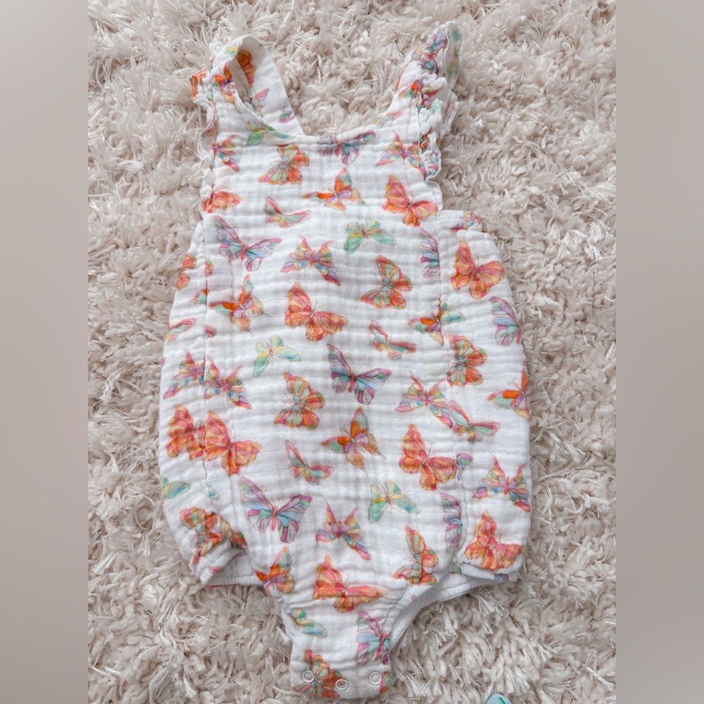 Nola Tawk muslin butterfly bubble